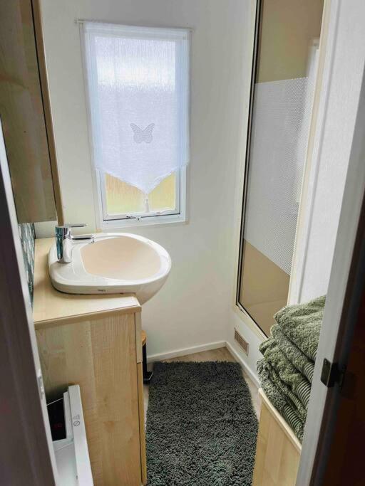 Chalet Dans La Foret Proche Disney La Houssaye-en-Brie المظهر الخارجي الصورة
